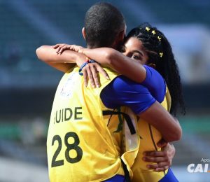 Lorraine Gomes e seu guia Fernando Martins Ribeiro Junior, passaram para a final nos 400m T12