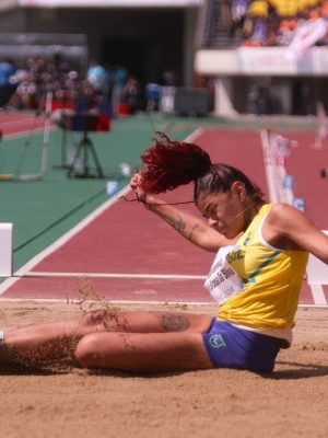 Débora Oliveira de Lima ganhou medalha de prata