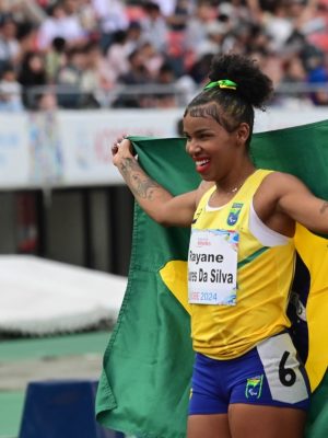 Rayane Silva conquista a medalha de prata na prova dos 100 metros T13