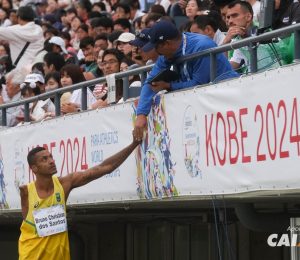 Bruno Christian dos Santos participa da prova do Salto em Distância T46 sob orientação do técnico Dainiel Biscola Lopes